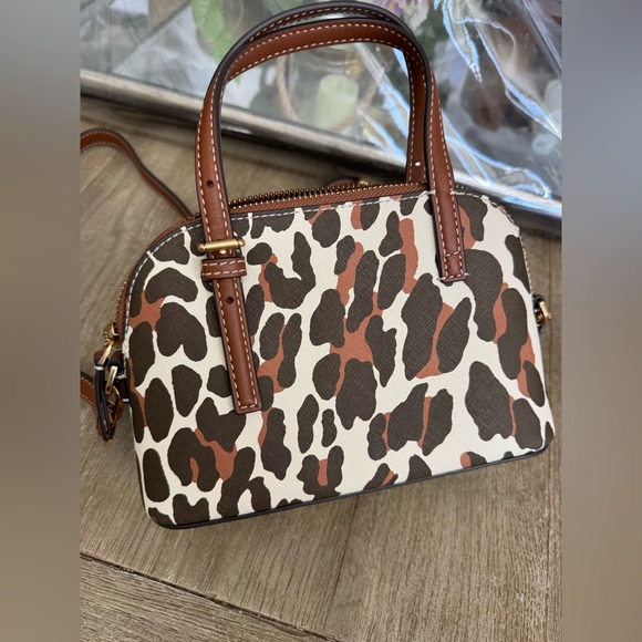 Tory Burch Emerson dome crossbody bag NWOT - Picture 3 of 17